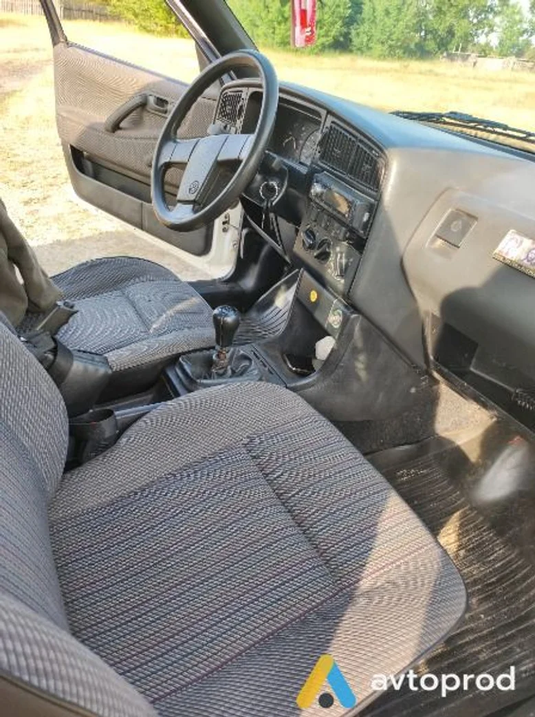 Фото 3 - Volkswagen Passat 1989