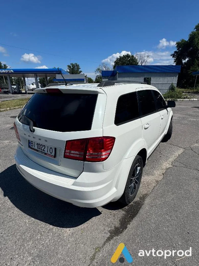 Фото 4 - Dodge Journey 2017