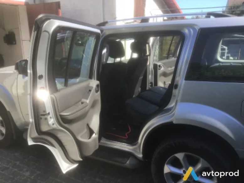 Фото 4 - Nissan Pathfinder 2012