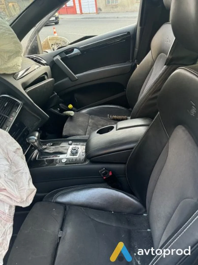 Фото 1 - Audi Q7 2013