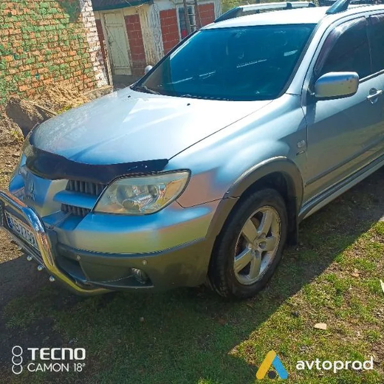Фото 3 - Mitsubishi Outlander 2005