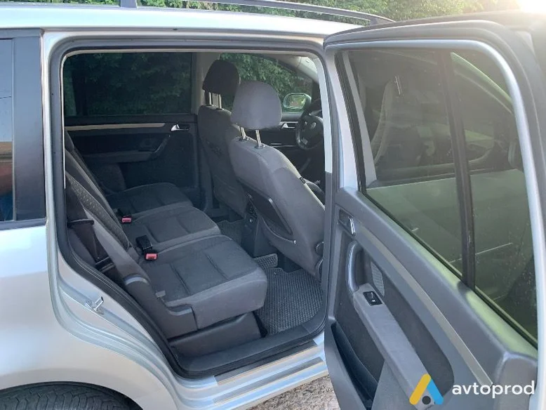 Фото 3 - Volkswagen Touran 2006