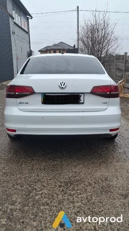 Фото 3 - Volkswagen Jetta 2016