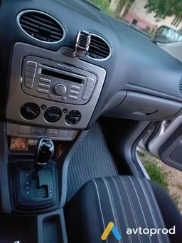 Photo 4 - Ford Focus 2009