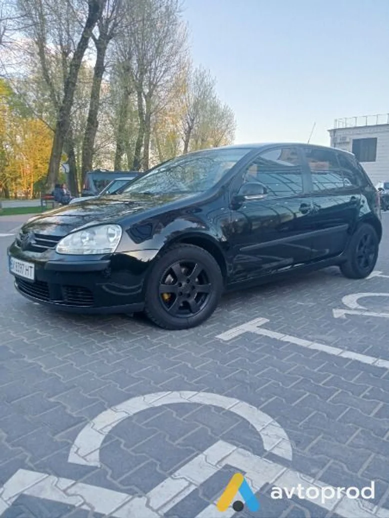 Фото 2 - Volkswagen Golf 2005