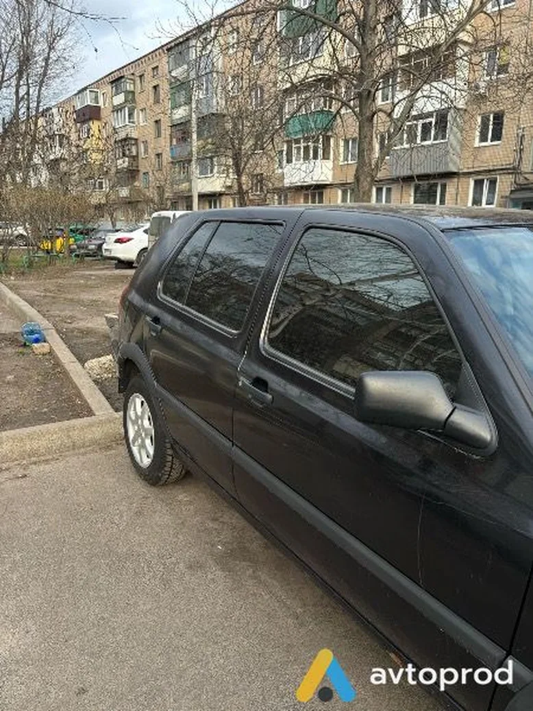 Фото 2 - Volkswagen Golf 1997