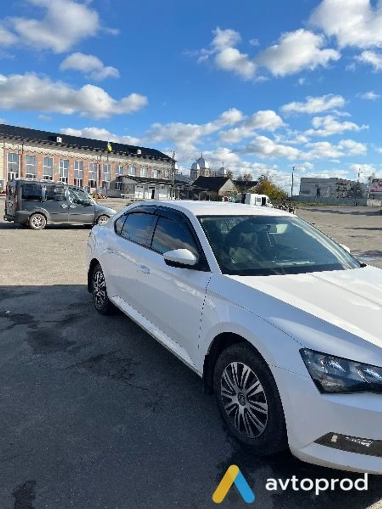 Фото 1 - Skoda Superb 2018