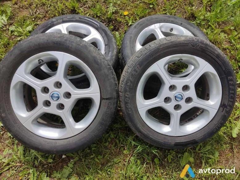 Фото 1 - Nissan Leaf 2013