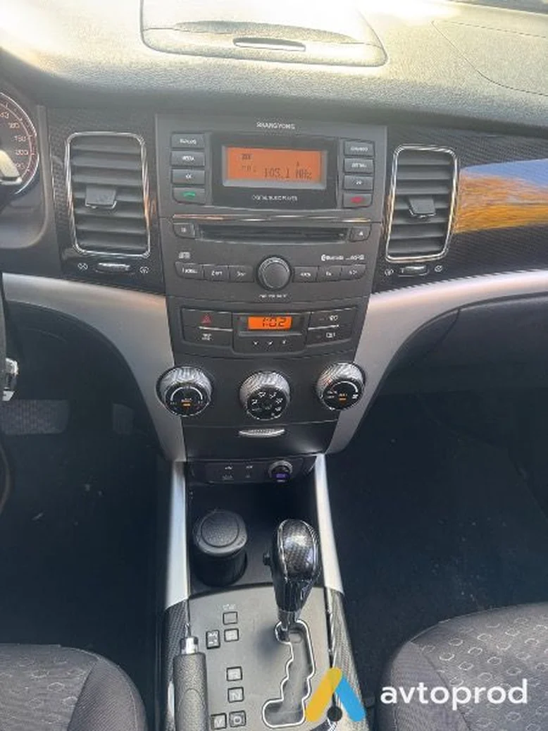 Фото 3 - SsangYong Korando 2012