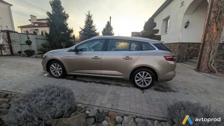 Фото 3 - Renault Megane 2016