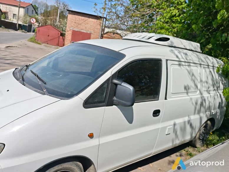 Фото 4 - Hyundai H-1 2001