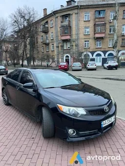 Фото 2 - Toyota Camry 2012