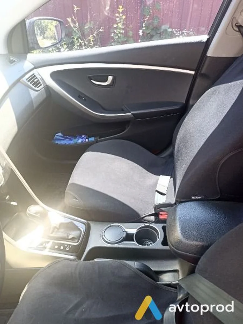 Фото 3 - Hyundai i30 2012