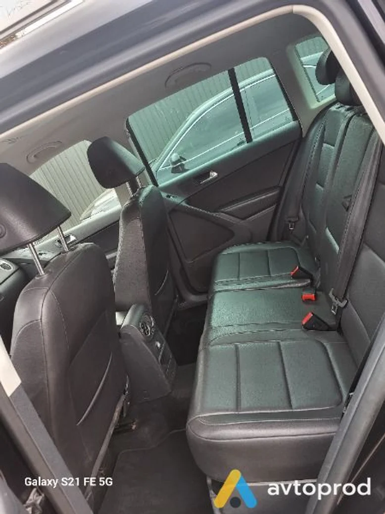 Фото 4 - Volkswagen Tiguan 2011