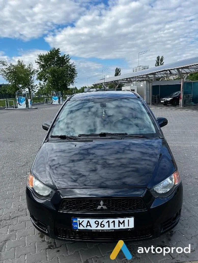 Фото 2 - Mitsubishi Colt 2011
