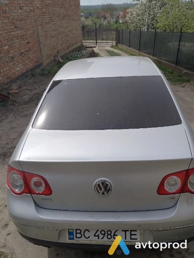 Фото 3 - Volkswagen Passat 2009