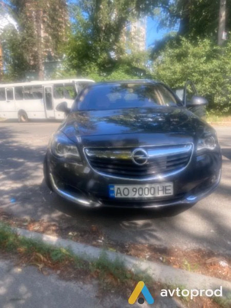 Фото 1 - Opel Insignia 2014