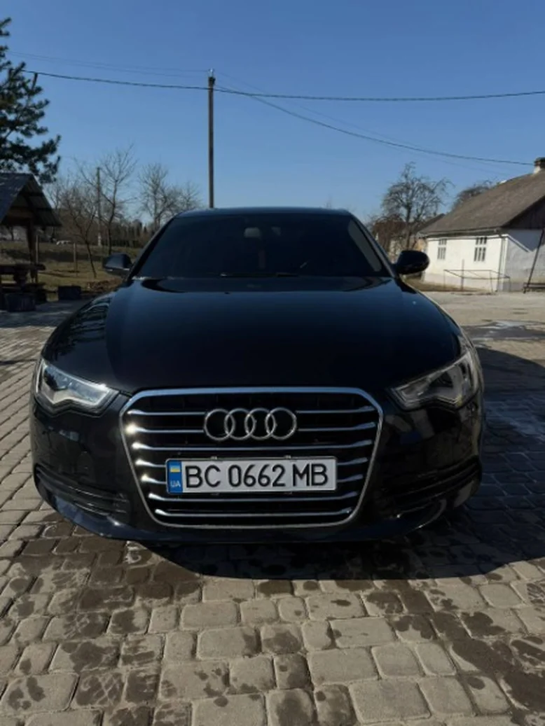 Фото 2 - Audi A6 2011
