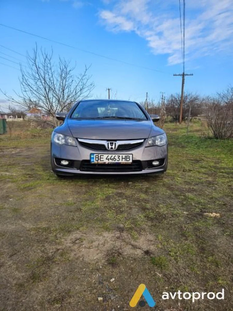 Фото 3 - Honda Civic 2009
