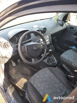 Photo 3 - Ford Fiesta 2004