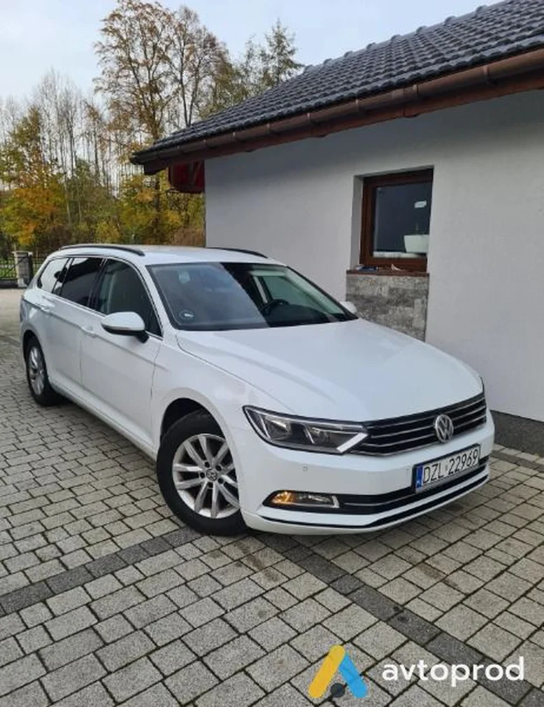 Фото 1 - Volkswagen Passat 2015