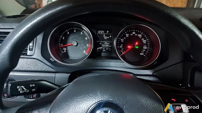 Фото 1 - Volkswagen Jetta 2015