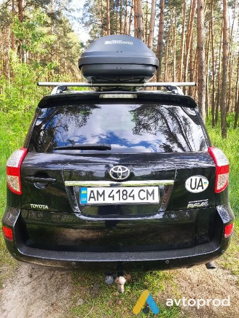 Фото 2 - Toyota RAV 4 2010