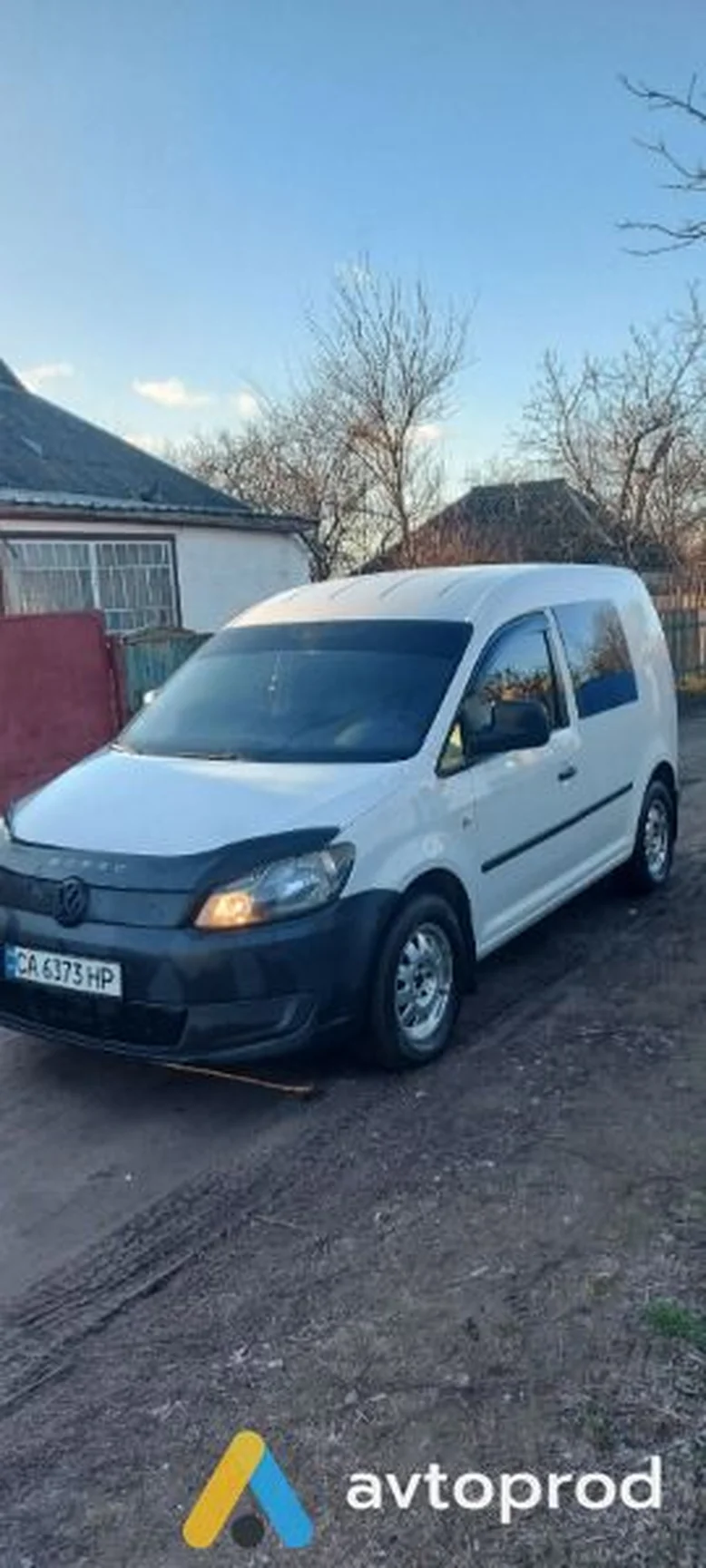 Фото 3 - Volkswagen Caddy 2011