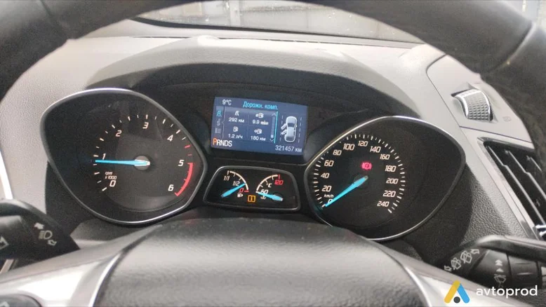 Фото 2 - Ford Kuga 2013
