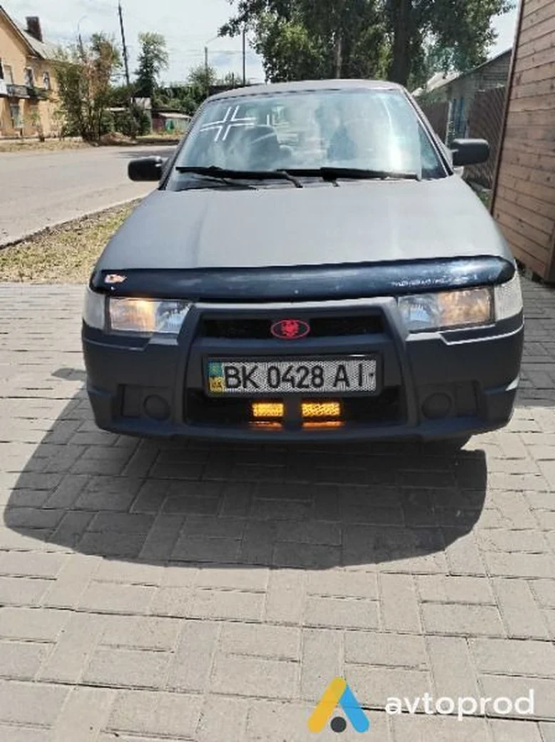 Фото 3 - VAZ 2110 2006