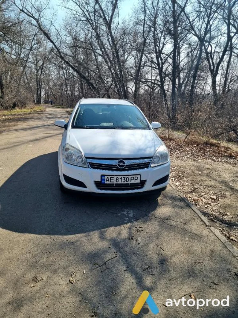Фото 4 - Opel Astra 2008