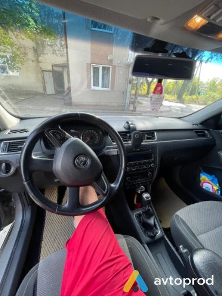 Фото 4 - Skoda Rapid 2013