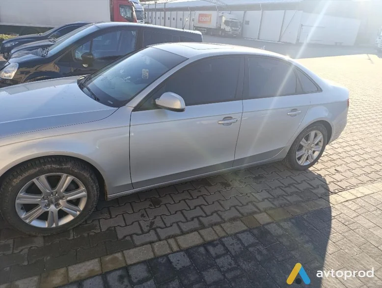 Фото 2 - Audi A4 2009
