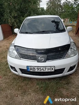 Photo 2 - Nissan Tiida 2010