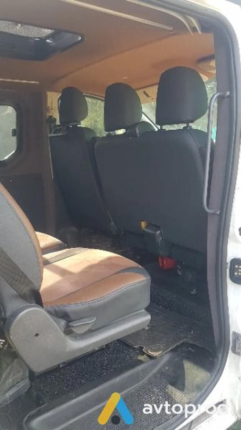 Фото 4 - Opel Vivaro 2016