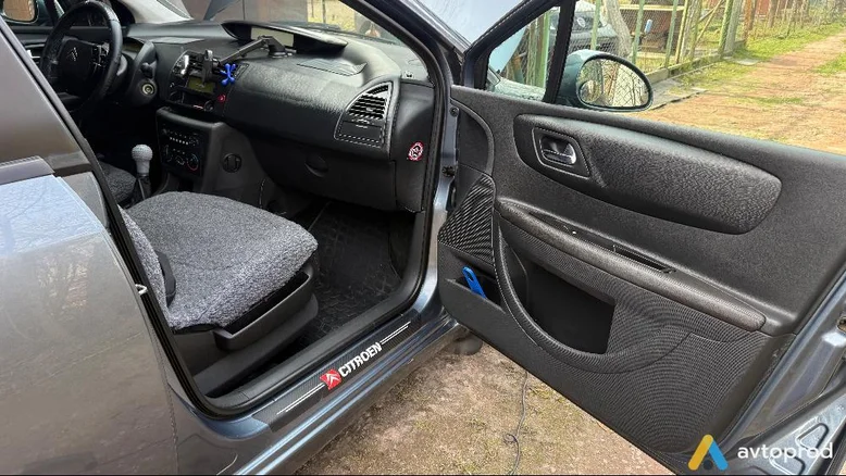 Фото 4 - Citroen C4 2007