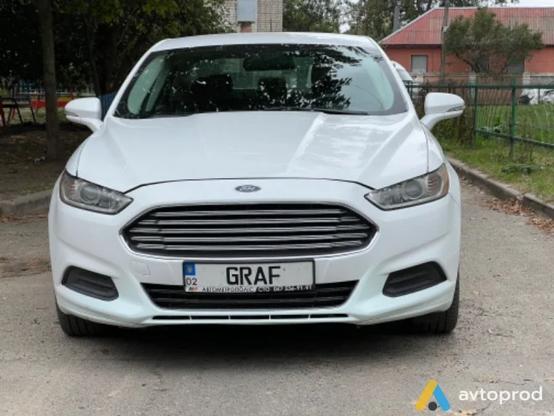 Фото 1 - Ford Fusion 2013