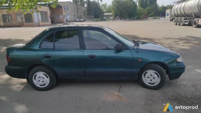 Фото 1 - Hyundai Accent 1995