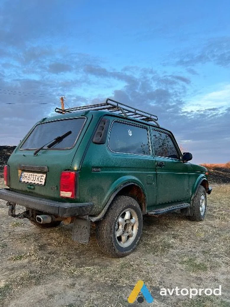 Фото 3 - VAZ 21214 Тайга 2004