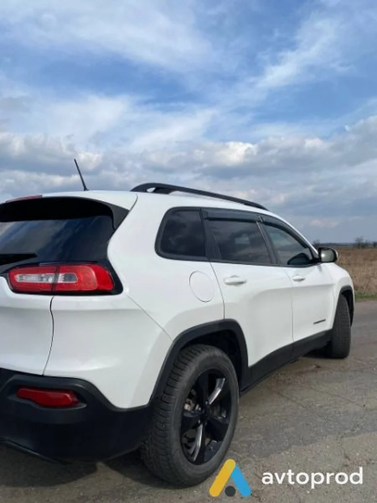 Фото 4 - Jeep Cherokee 2017