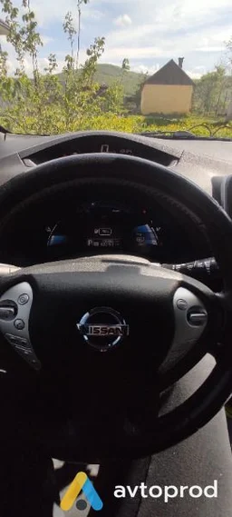 Photo 3 - Nissan Leaf 2013