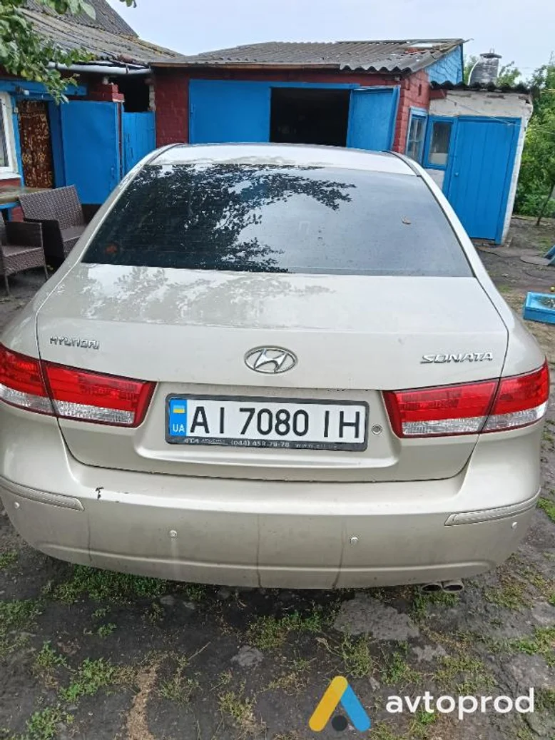 Photo 4 - Hyundai Sonata 2009