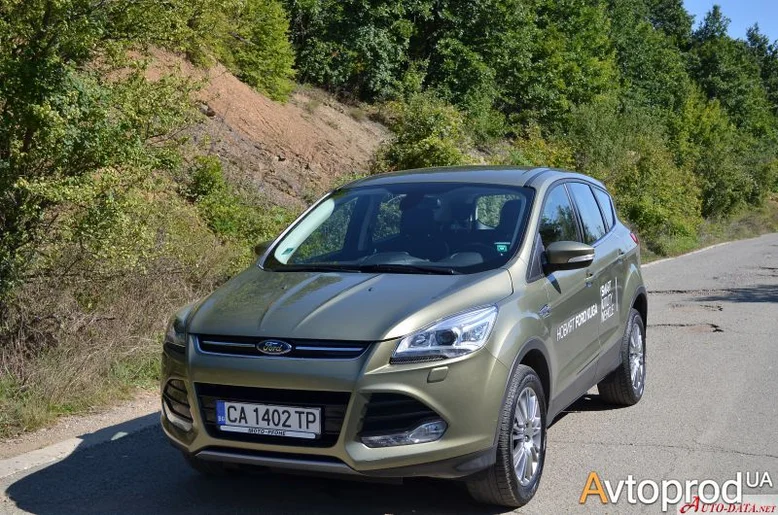 Фото 4 - Ford Kuga 2013