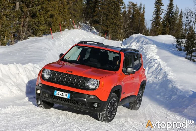 Фото 1 - Jeep Renegade 2016