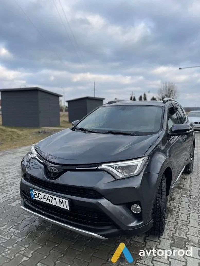 Фото 1 - Toyota RAV 4 2014