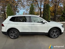 Фото 2 - Volkswagen Tiguan 2019