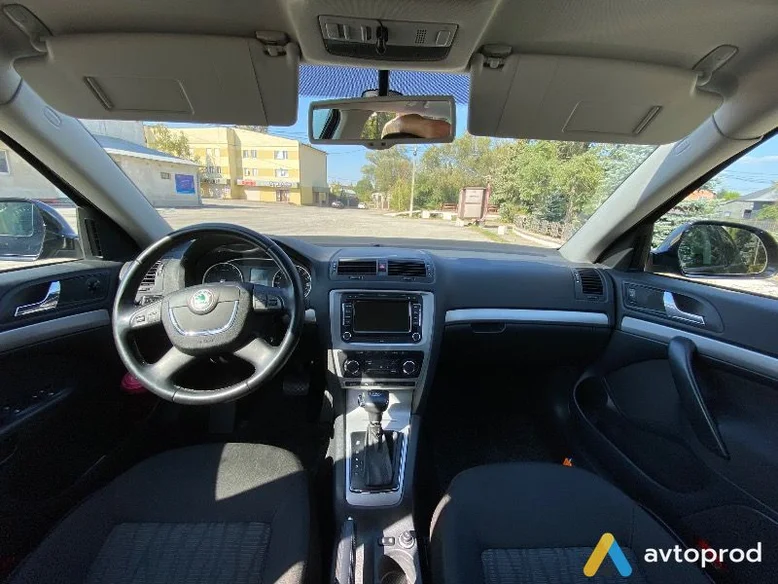 Фото 3 - Skoda Octavia 2011