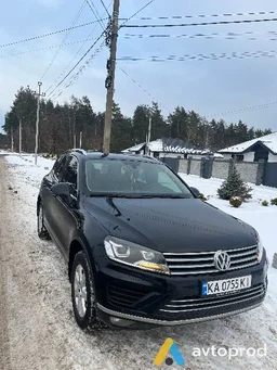 Photo 4 - Volkswagen Touareg 2017