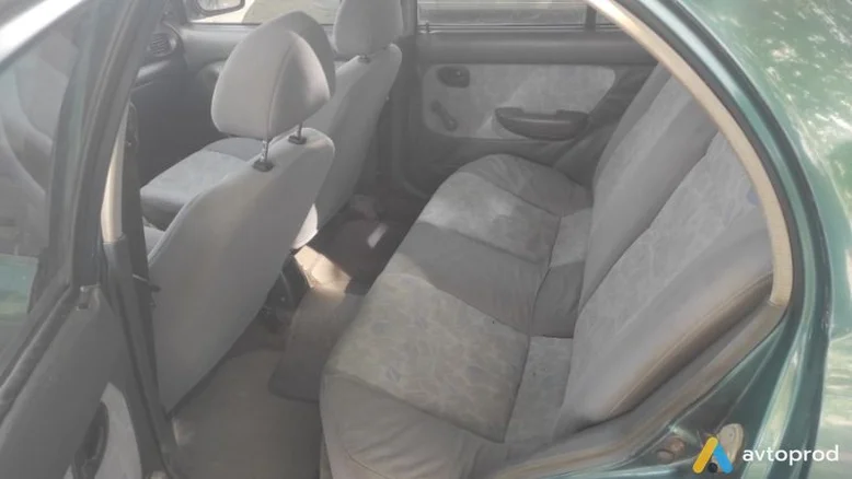 Фото 2 - Hyundai Accent 1995