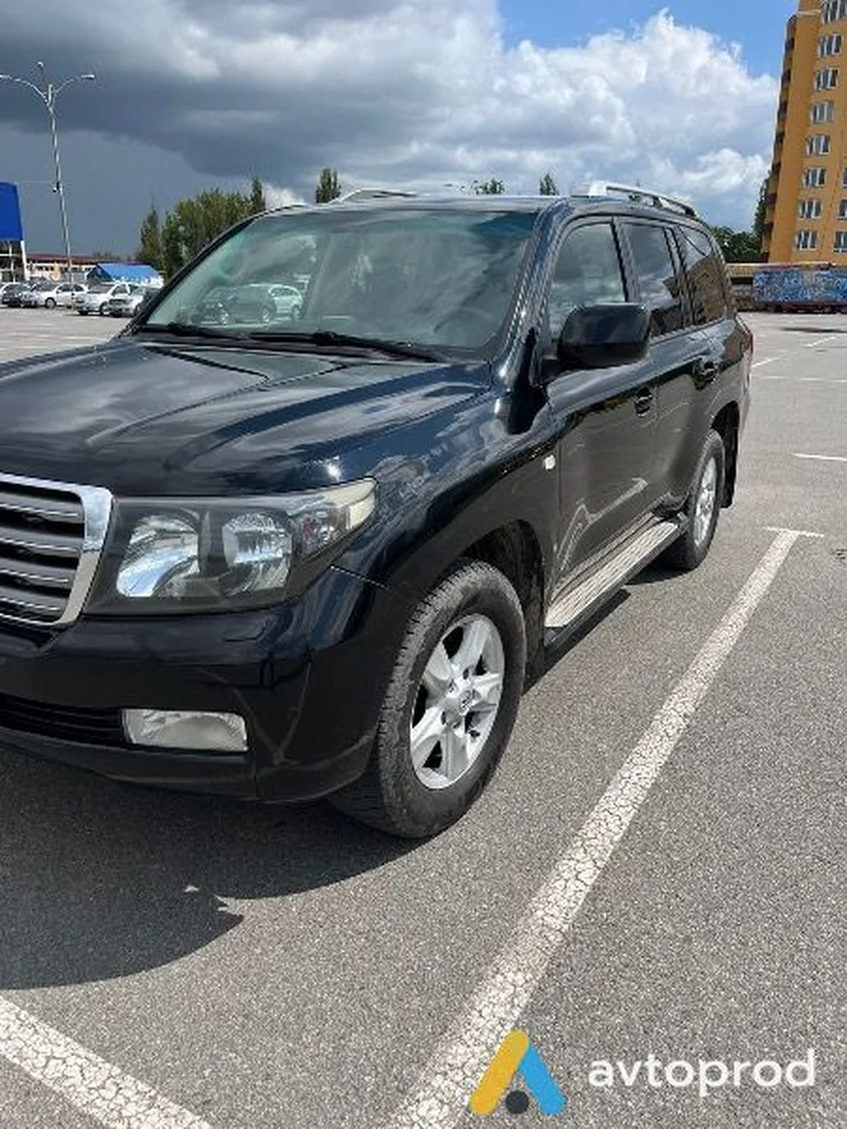 Фото 1 - Toyota Land Cruiser 2011